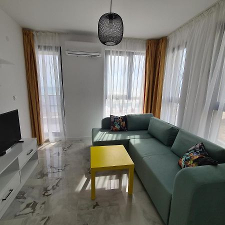 Gold Beach Apart Obzor Bagian luar foto