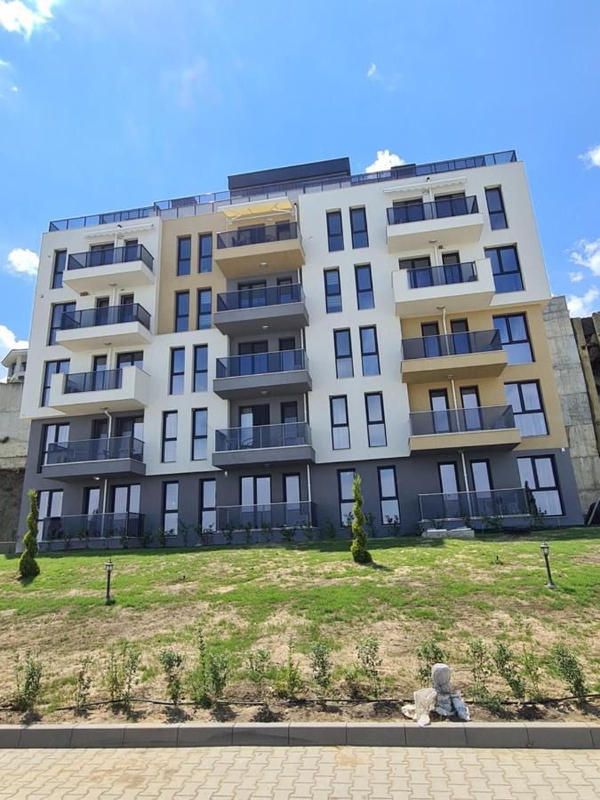 Gold Beach Apart Obzor Bagian luar foto